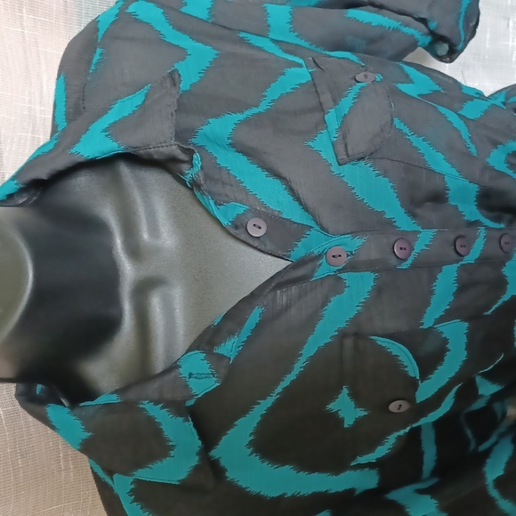 She's Cool sheer high low dress, Black/Torquoise, adjustable sleeve, semi-sheer - Picture 2 of 7